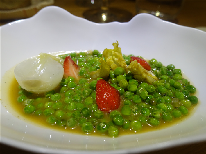 peas, onion and strawberries